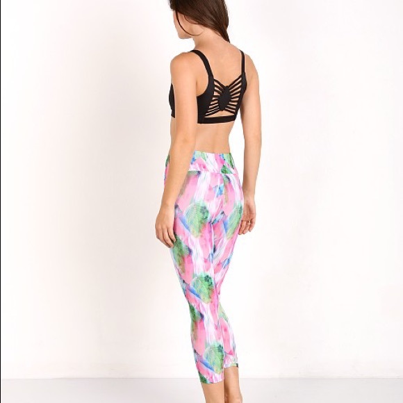 Onzie Diamond Palm Crop Legging M/L - Picture 3 of 11